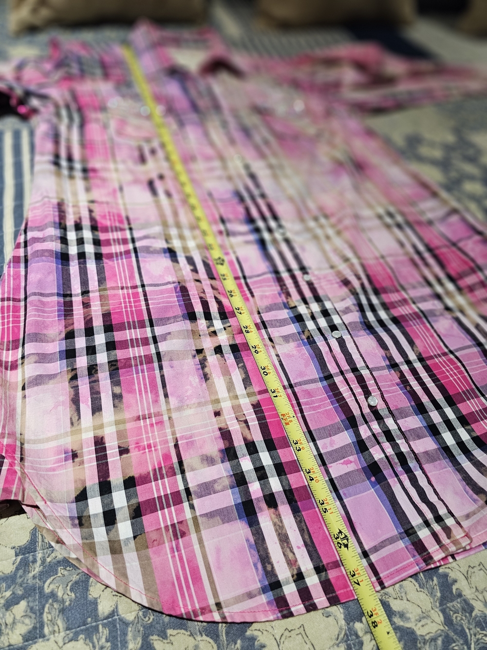 Women's Wester Cut Pink Plaid Pearl Snap-Front Shirt Dress With Crystal Accents - Picture 10 of 10